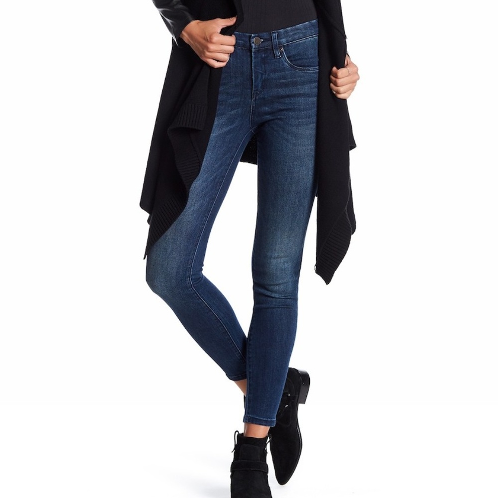BLANKNYC Denim Mid Rise Skinny Jeans